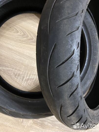 Мотошины Metzeler 120/70 ZR17 и 180/55 ZR17