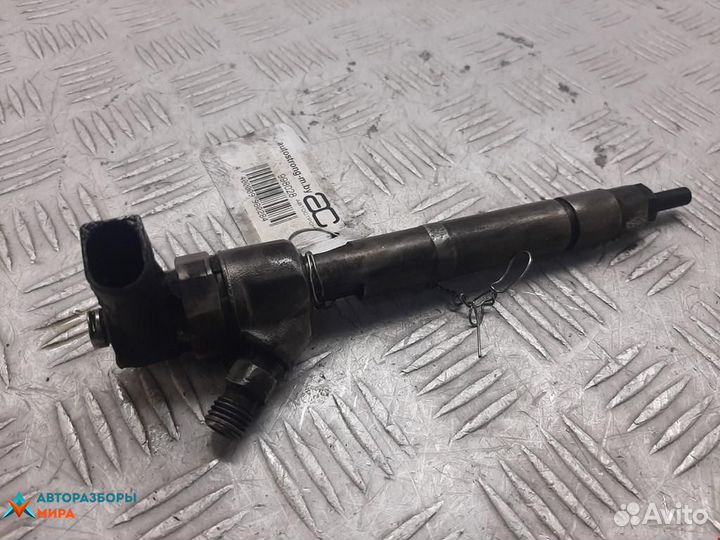 Форсунка Mercedes-Benz Vito W639 2005 A6460700287