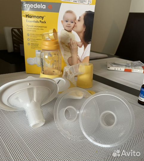 Молокоотсос medela ручной