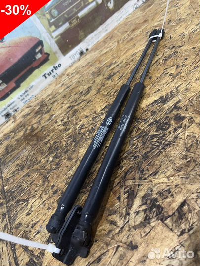 Амортизатор багажника Киа Спортейж 3 рест