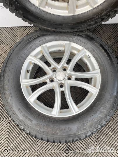 Колеса Santa Fe nokian Nordman 5 SUV 235/65R17