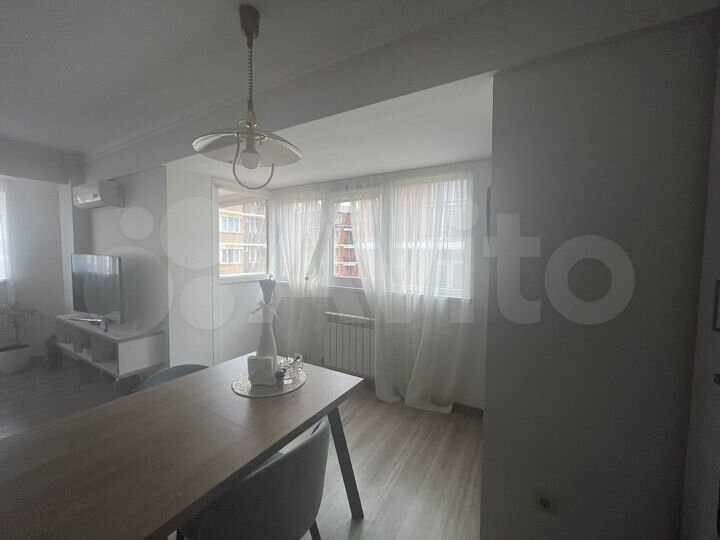 2-к. квартира, 55 м², 4/4 эт.