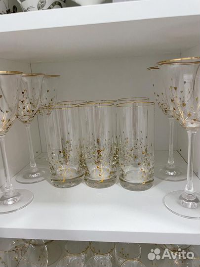 Стаканы травка, ваза