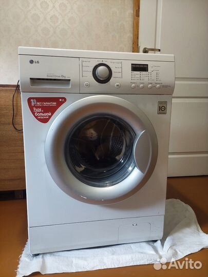 Стиральная машинка LG 6 кг узкая