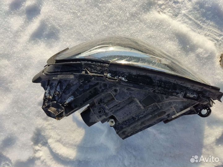 Фара на mercedes E class 2017