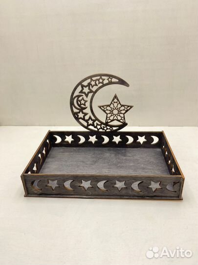 Поднос деревянный