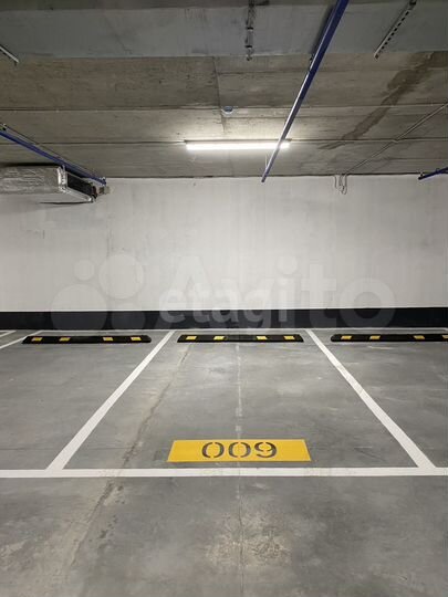 Машиноместо