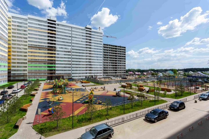 2-к. квартира, 69 м², 1/17 эт.