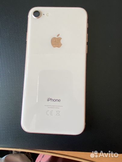 Телефон iPhone 8 64 gb