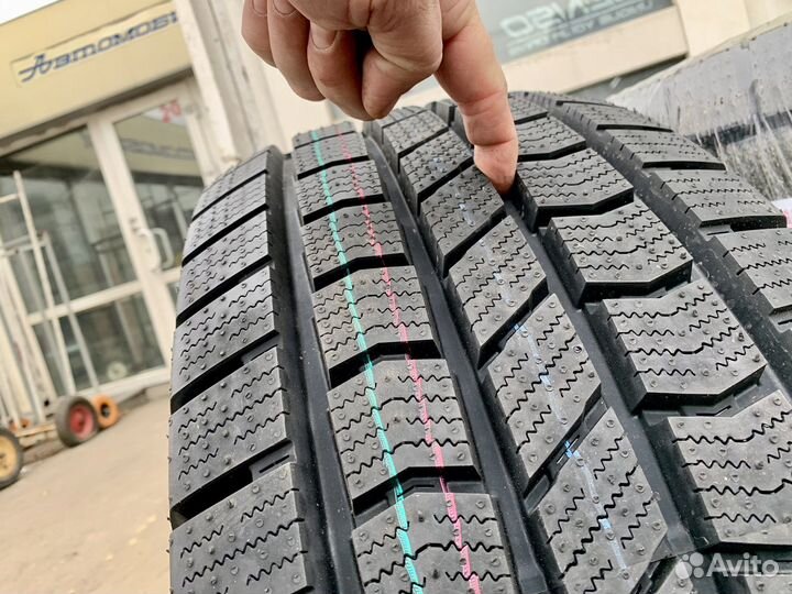 Nankang WA-1 315/70 R17 121S