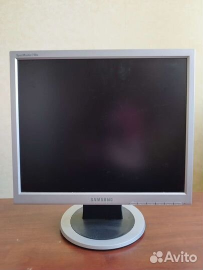 Монитор Samsung syncmaster 710n