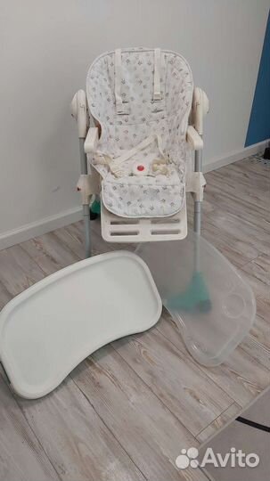 Стульчик для кормления Chicco Polly + 2 чехла