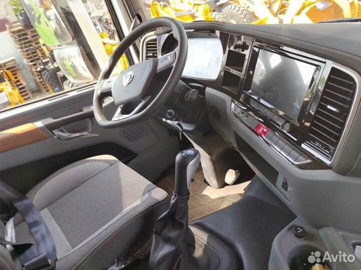 Shacman (Shaanxi) SX32586V385, 2024