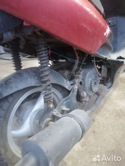 Продам скутер v5