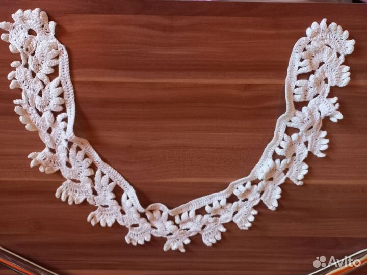 Воротник белый