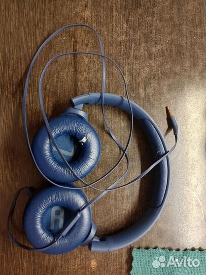 Проводные наушники jbl