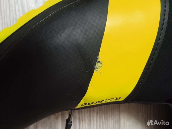 Лыжные ботинки fischer rcs skate