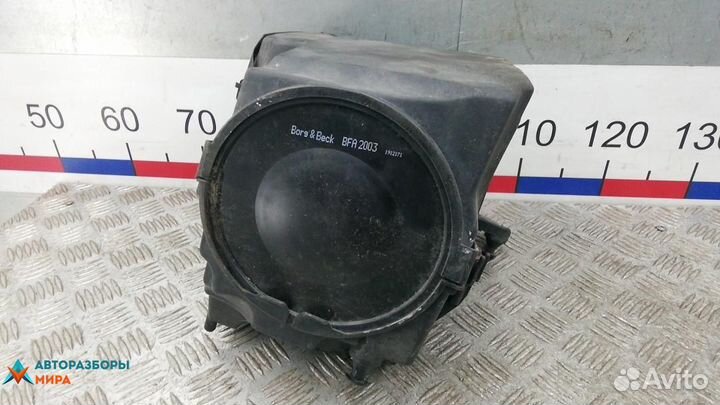 Корпус воздушного фильтра Ford Kuga 2010