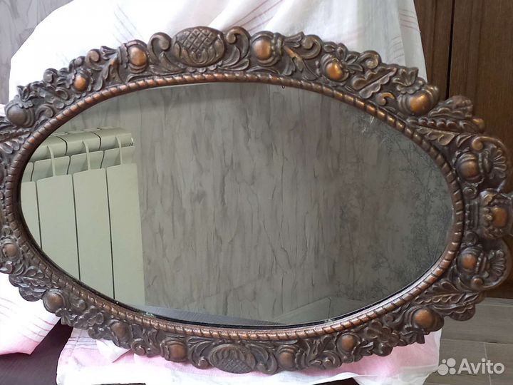 Зеркало настенное старинное