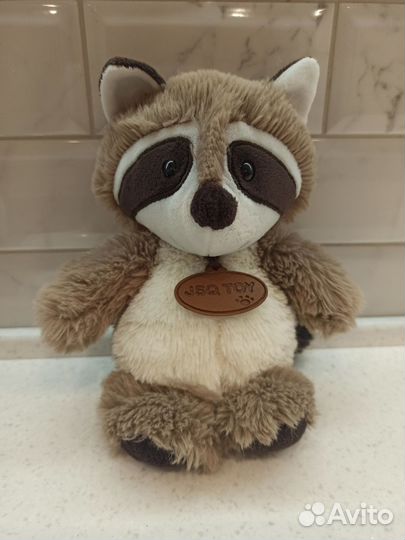Мягкая игрушка енот