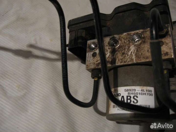 Блок ABS насос Hyundai Solaris 2010-2014