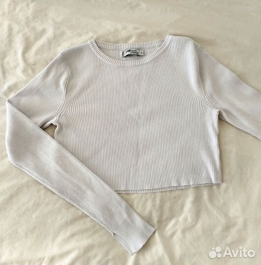 Пакет женской одежды, размер 46-48, за шоколадку