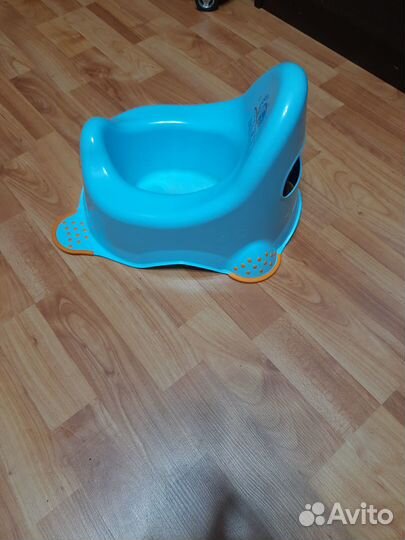 Продам детский горшок