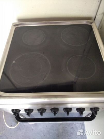 Продам электрическую плиту 4комфорки +духовка