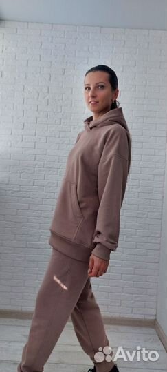 Костюм спортивный