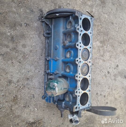 Блок двигателя BMW E30