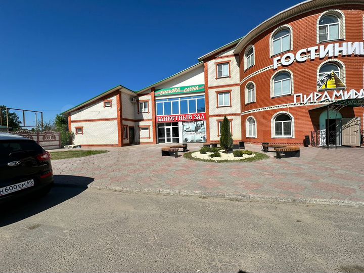 Гостиница, 900 м²