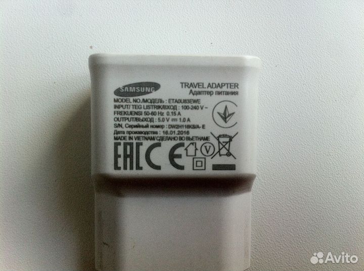 Адаптер сетевой ETA0U83EWE для Samsung белый