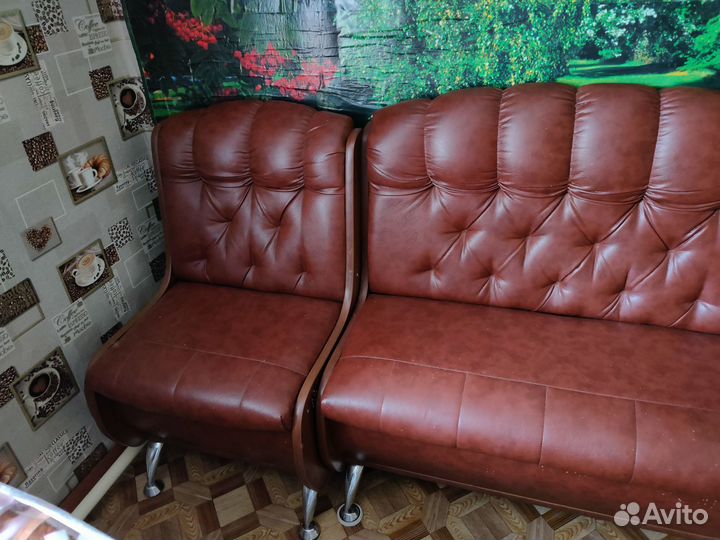 Кухонный диванчик