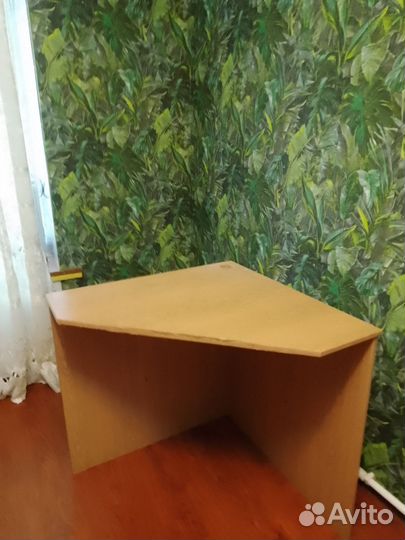 Стол угловой