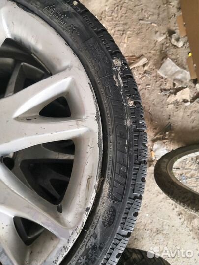 Continental ComTracWinterViking 1 225/45 R18