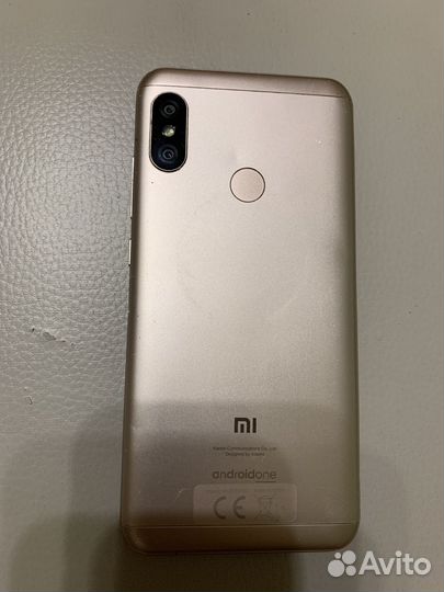 Xiaomi Mi A2 Lite Android One, 4/64 ГБ