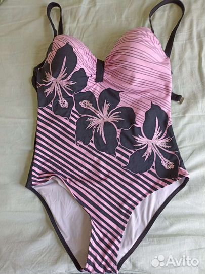 Купальник женский 46 48 новый