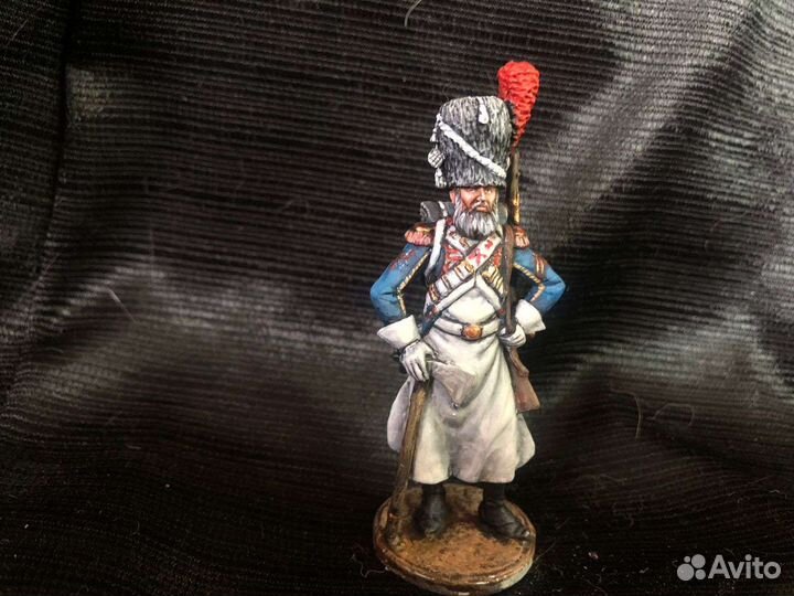 Оловянная фигурка. Французский сапёр