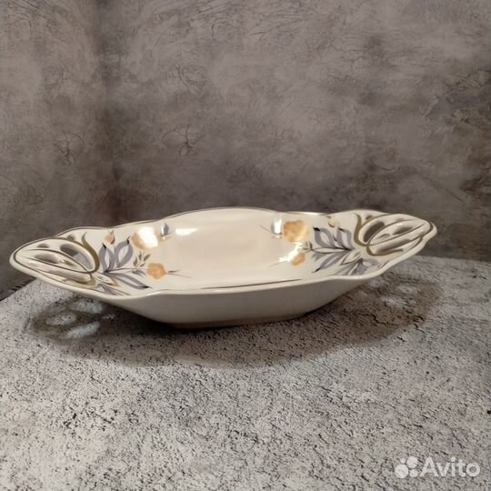 Блюдо Коростень прорезной фарфор шикарное