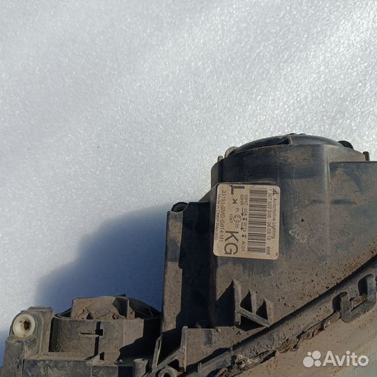 Фара на Honda civic 5D