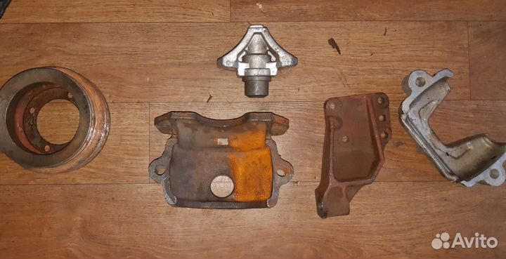 Кронштейн 4331-1001125-20