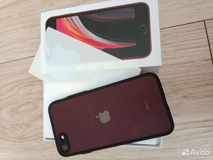 Телефон iPhone se 2022