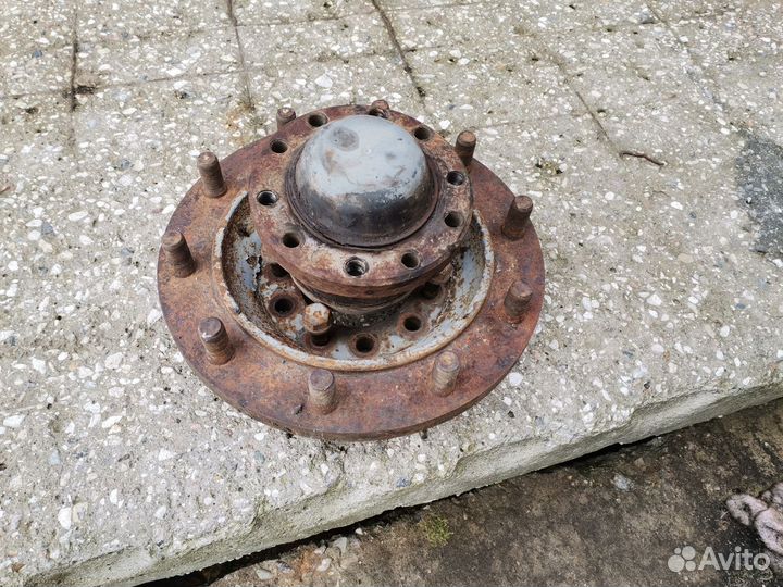 Передняя ступица Рено Премиум 420