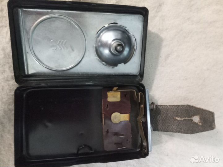 Фонарик сигнальный трехцветный