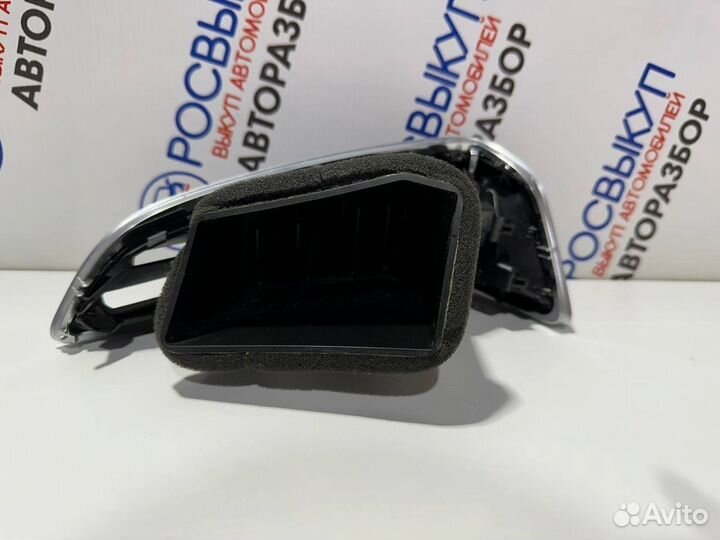 Дефлектор торпедо Ford Focus 3