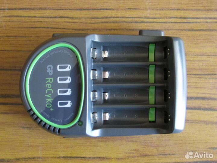 Зарядное устройство GP