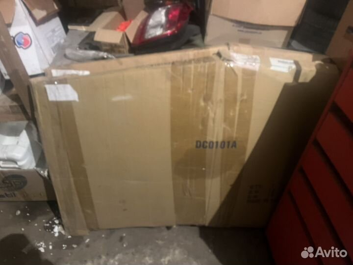 Капот на renault logan 1