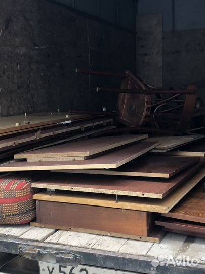 Отдам бесплатно мебель