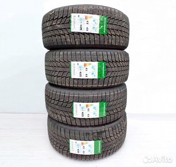 Triangle PL01 235/40 R18 95R