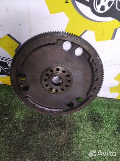 Маховик Mercedes-Benz 280 седан 1980